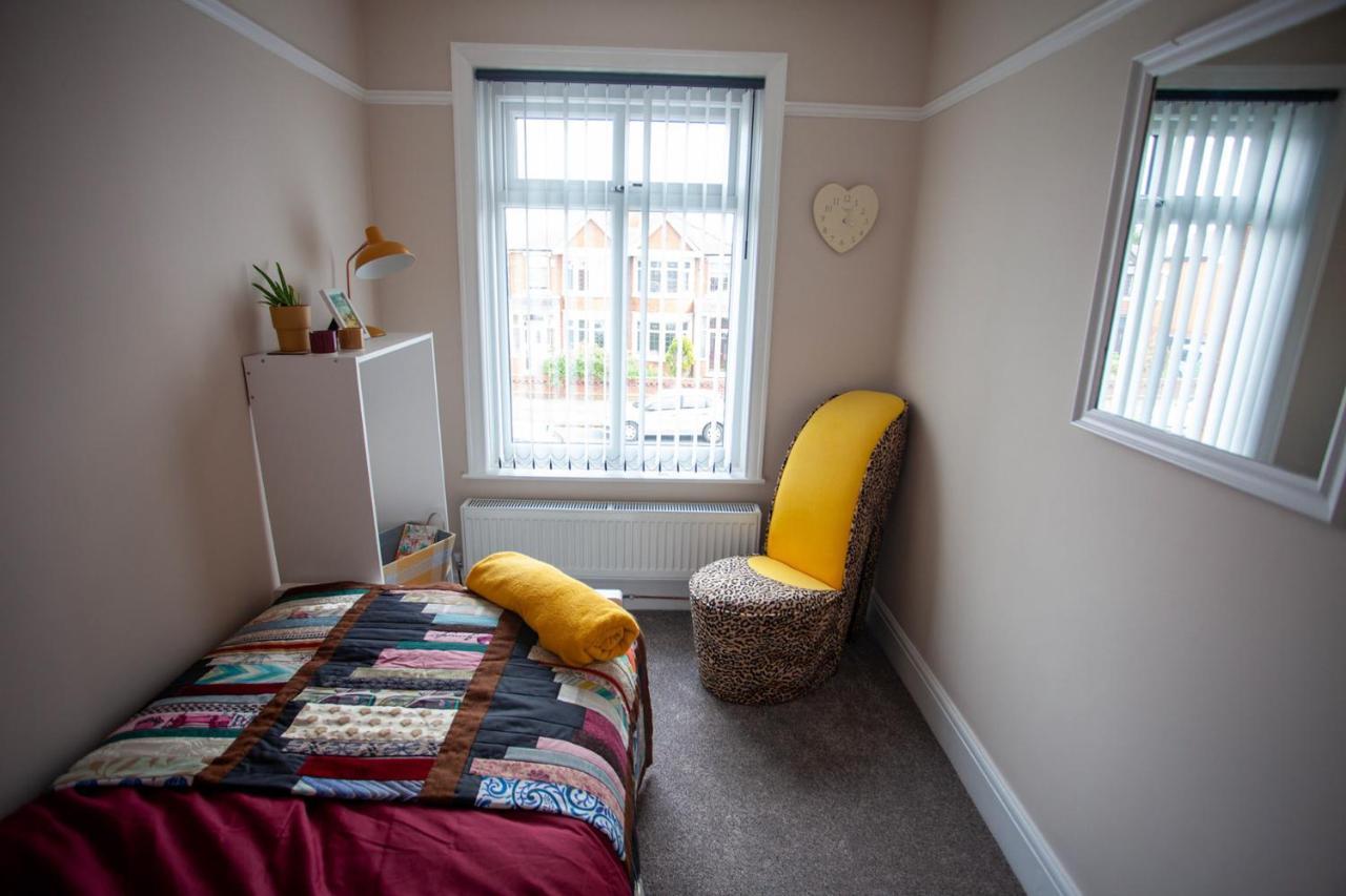 Quiet Residence Close To M6 Preston Samlesbury Exterior foto