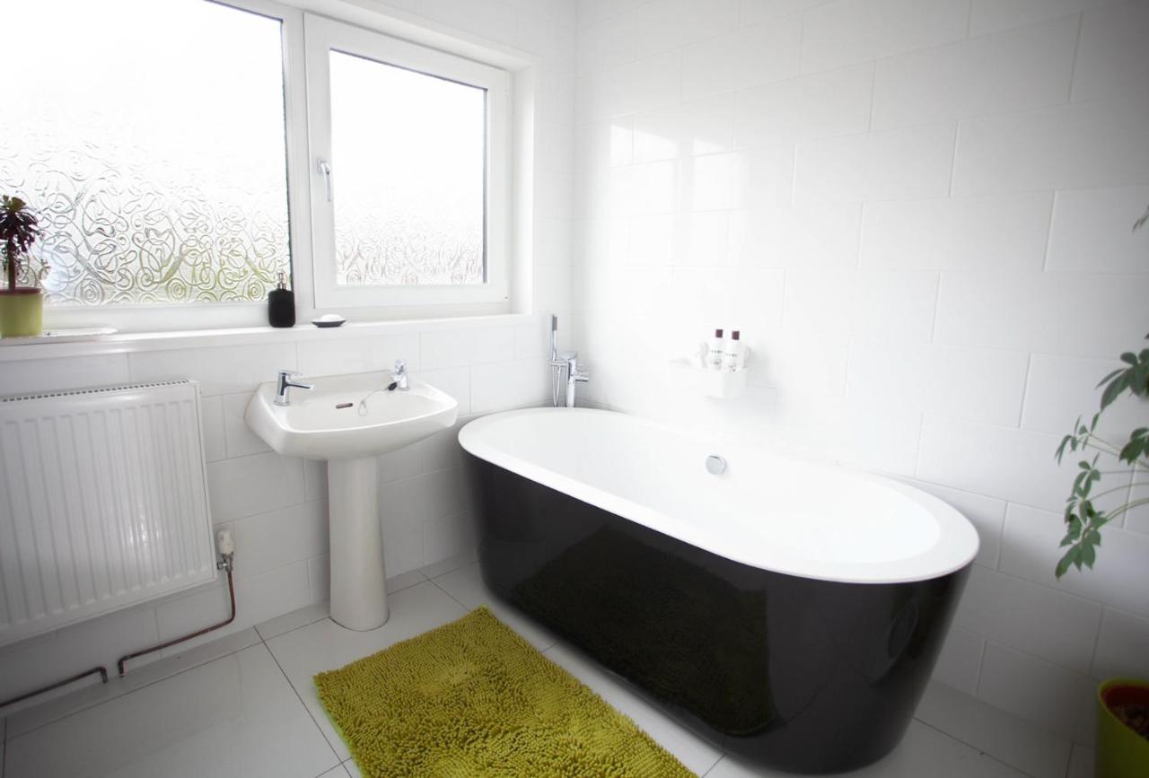 Quiet Residence Close To M6 Preston Samlesbury Exterior foto